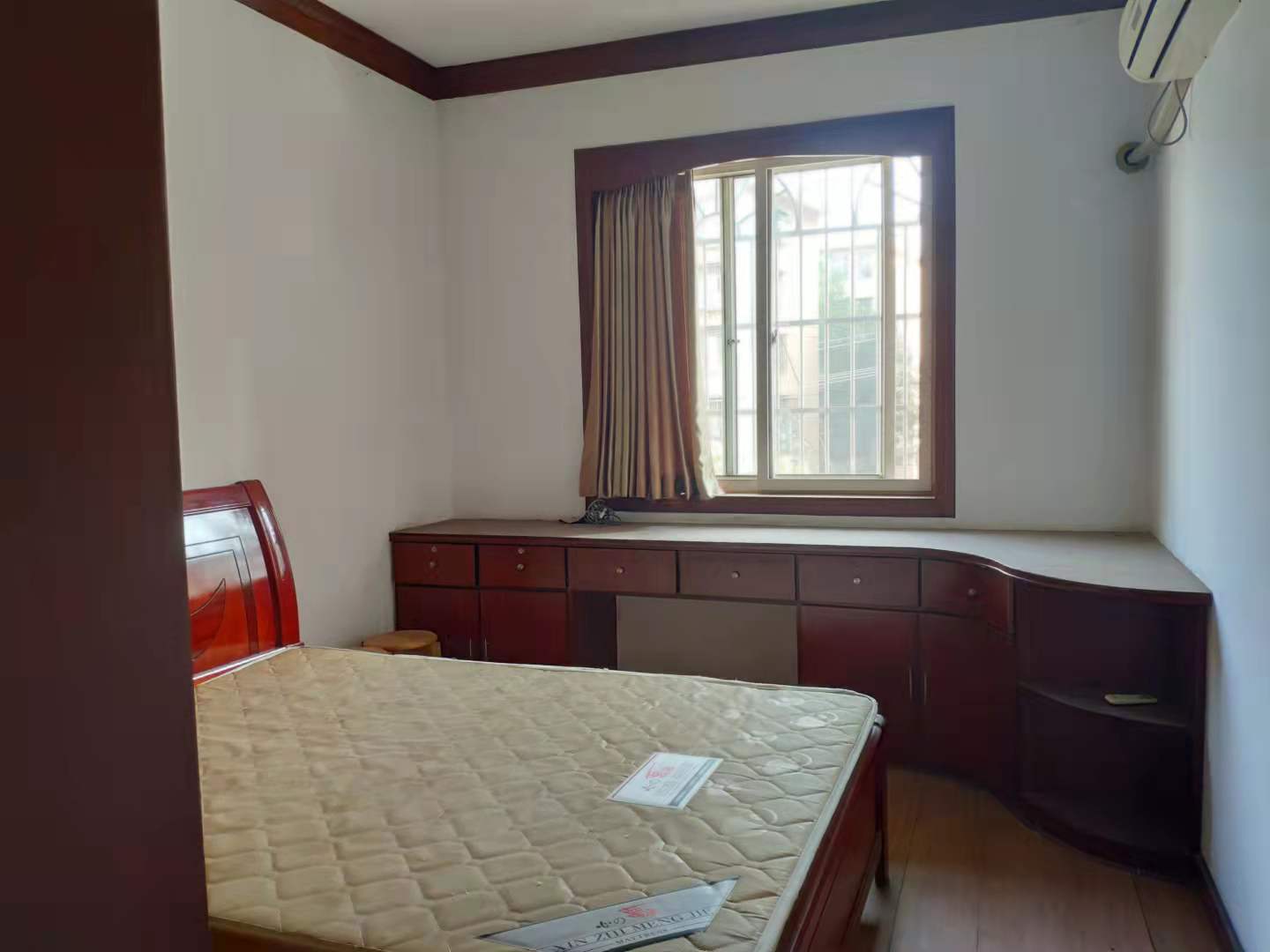 茨兴小区 3室2厅1卫 1500.00元/月 茨兴小区 3室2厅1卫 1500.00元/月室内图