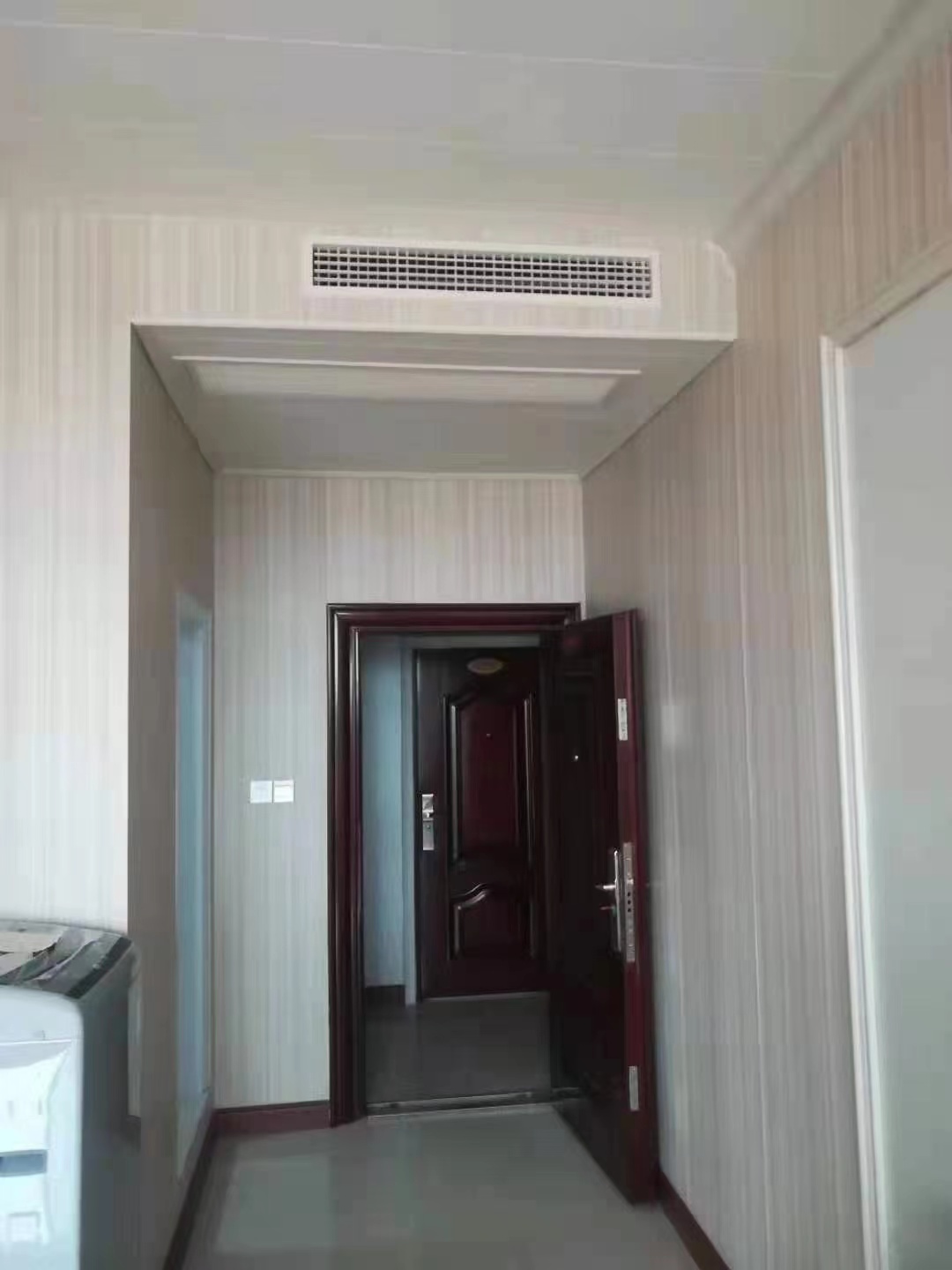 金塘小区  1室1厅1卫    1000.0元/月 金塘小区  1室1厅1卫    1000.0元/月室内图