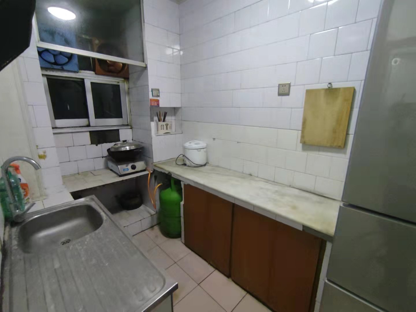 滨江一村 2室1厅1卫 1000.0元/月 滨江一村 2室1厅1卫 1000.0元/月室内图