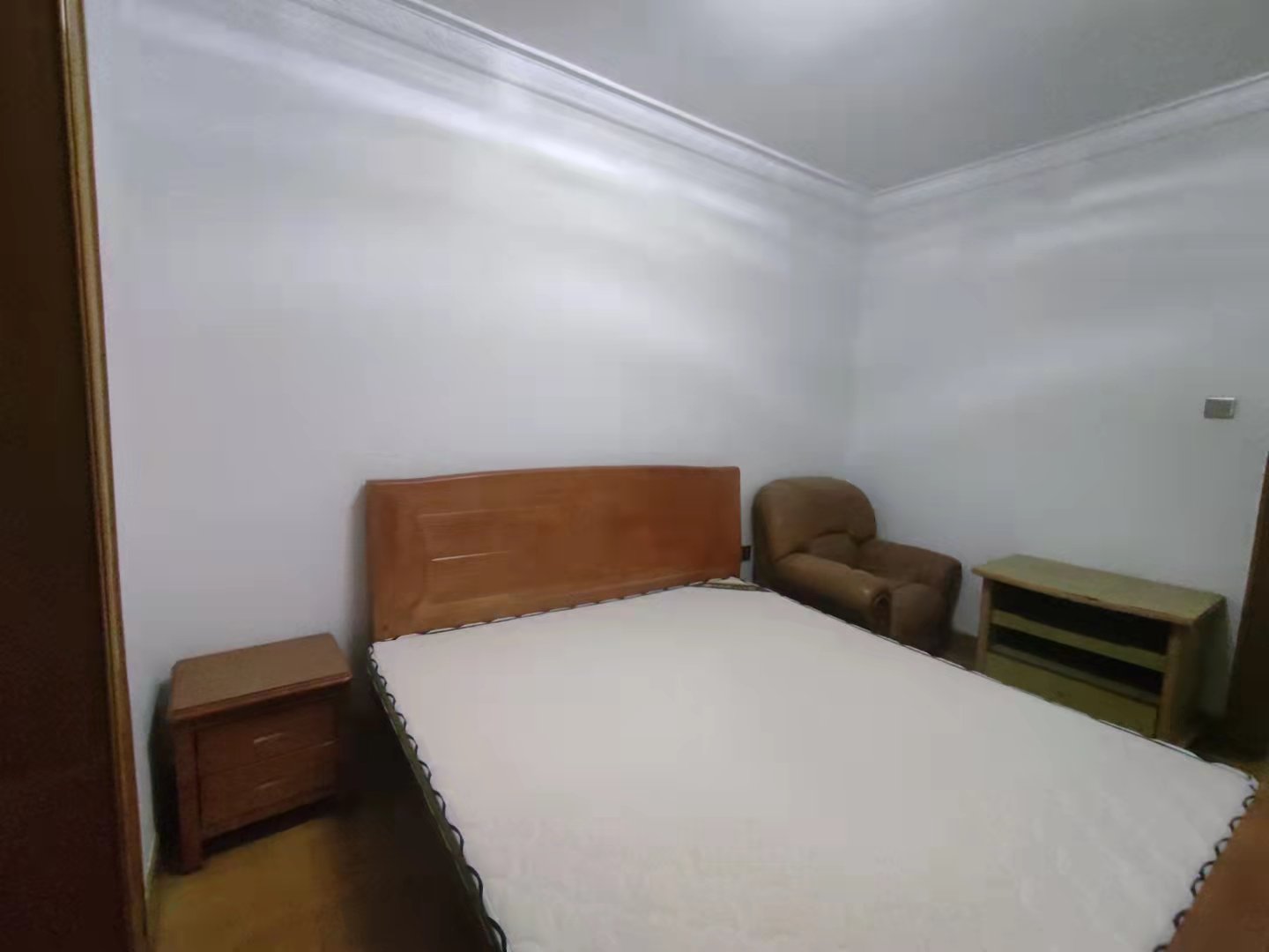 滨江一村 2室1厅1卫 1000.0元/月 滨江一村 2室1厅1卫 1000.0元/月室内图