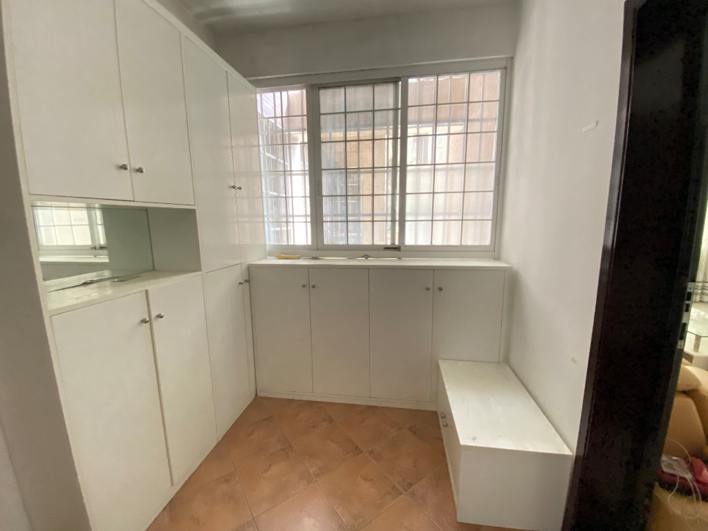 高尔夫紫龙郡 3室2厅2卫 2800.0元/月 高尔夫紫龙郡 3室2厅2卫 2800.0元/月室内图