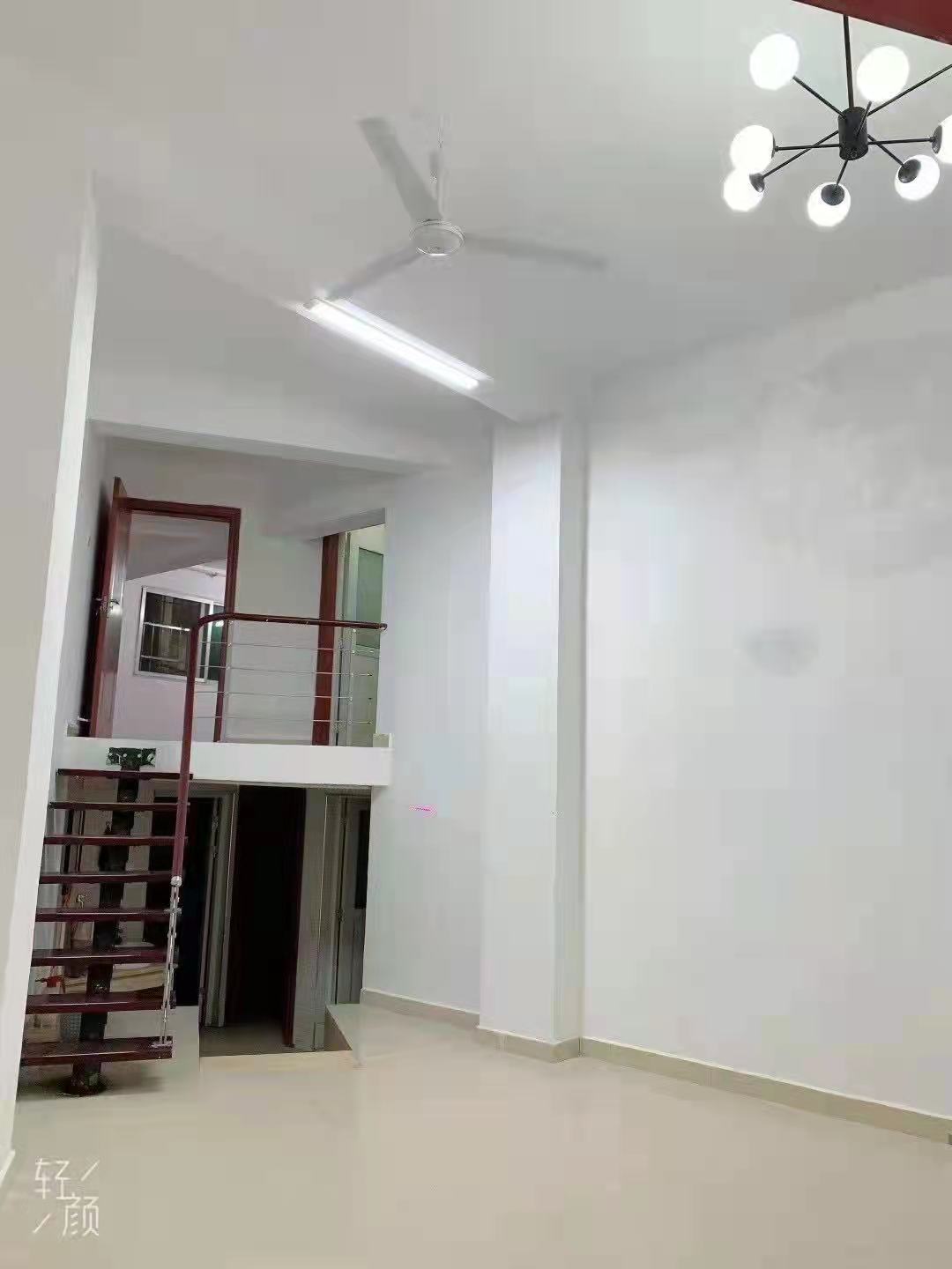 四季花园 2室1厅2卫 1500.0元/月 四季花园 2室1厅2卫 1500.0元/月室内图