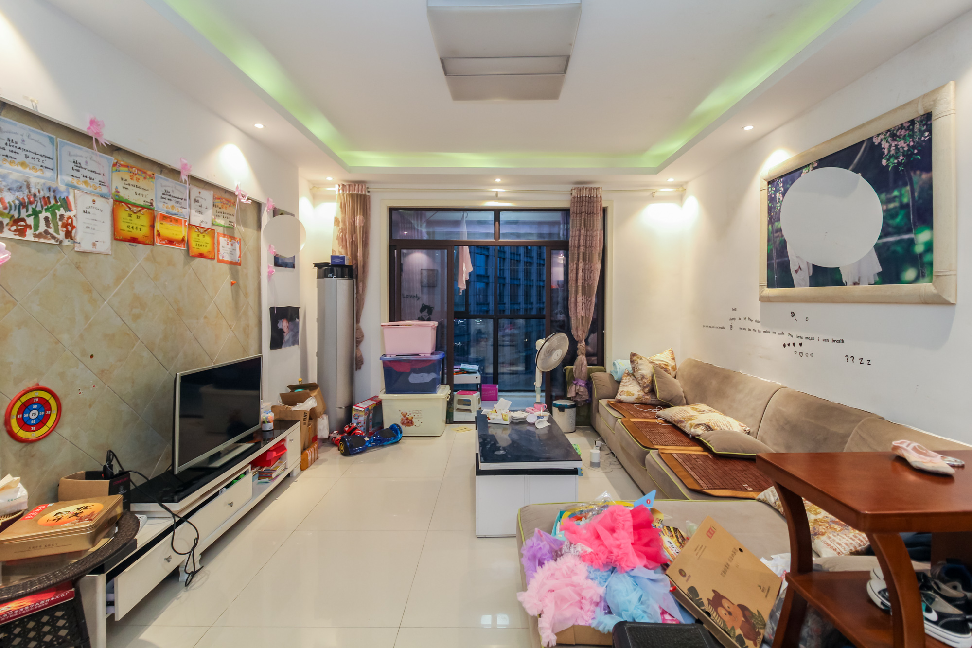 三景华御 2室2厅1卫 60.0万 三景华御 2室2厅1卫 60.0万客厅