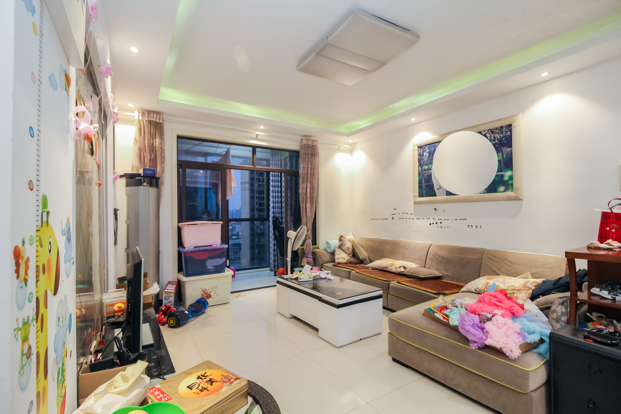 三景华御 2室2厅1卫 60.0万 三景华御 2室2厅1卫 60.0万客厅