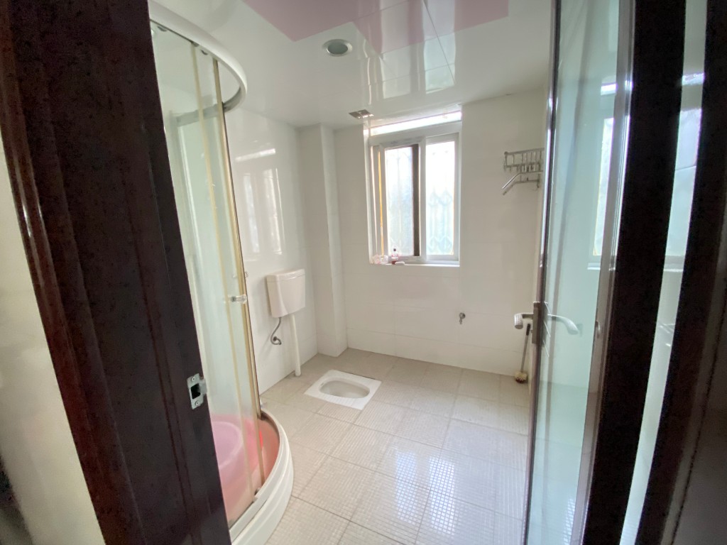 高尔夫紫龙郡 3室2厅2卫 2800.0元/月 高尔夫紫龙郡 3室2厅2卫 2800.0元/月室内图