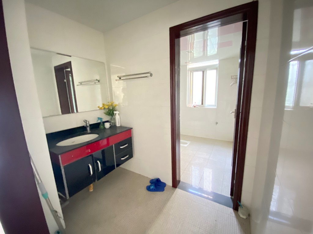 高尔夫紫龙郡 3室2厅2卫 2800.0元/月 高尔夫紫龙郡 3室2厅2卫 2800.0元/月室内图