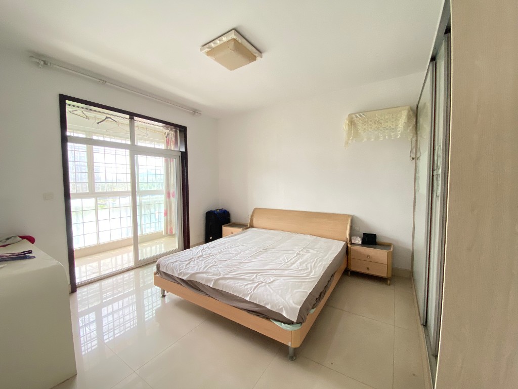 高尔夫紫龙郡 3室2厅2卫 2800.0元/月 高尔夫紫龙郡 3室2厅2卫 2800.0元/月室内图