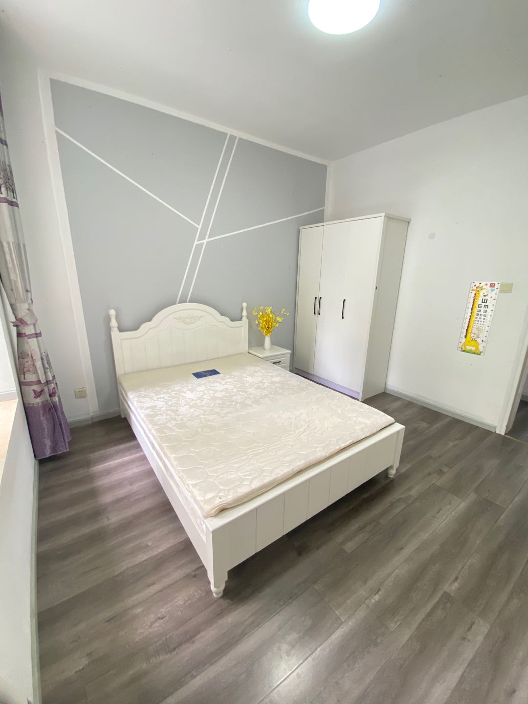 南湖春天  3室2厅2卫    2750.0元/月 南湖春天  3室2厅2卫    2750.0元/月室内图