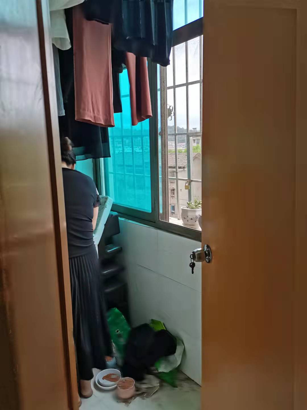 科源小区 2室1厅1卫 58.0万 科源小区 2室1厅1卫 58.0万阳台