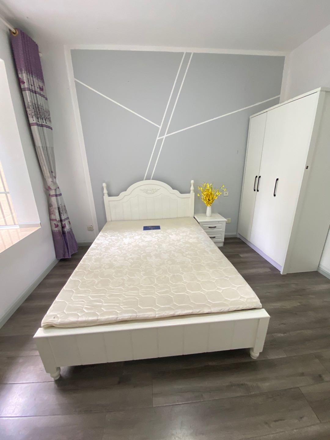 南湖春天  3室2厅2卫    2750.0元/月 南湖春天  3室2厅2卫    2750.0元/月室内图