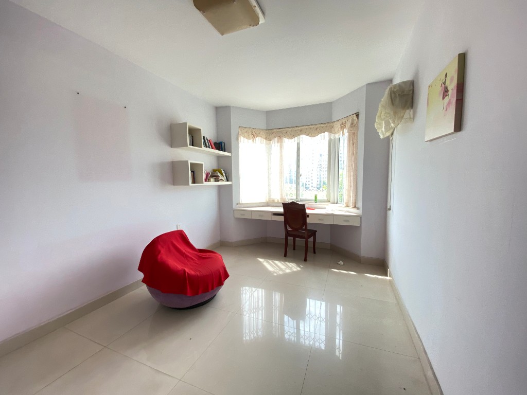 高尔夫紫龙郡 3室2厅2卫 2800.0元/月 高尔夫紫龙郡 3室2厅2卫 2800.0元/月室内图