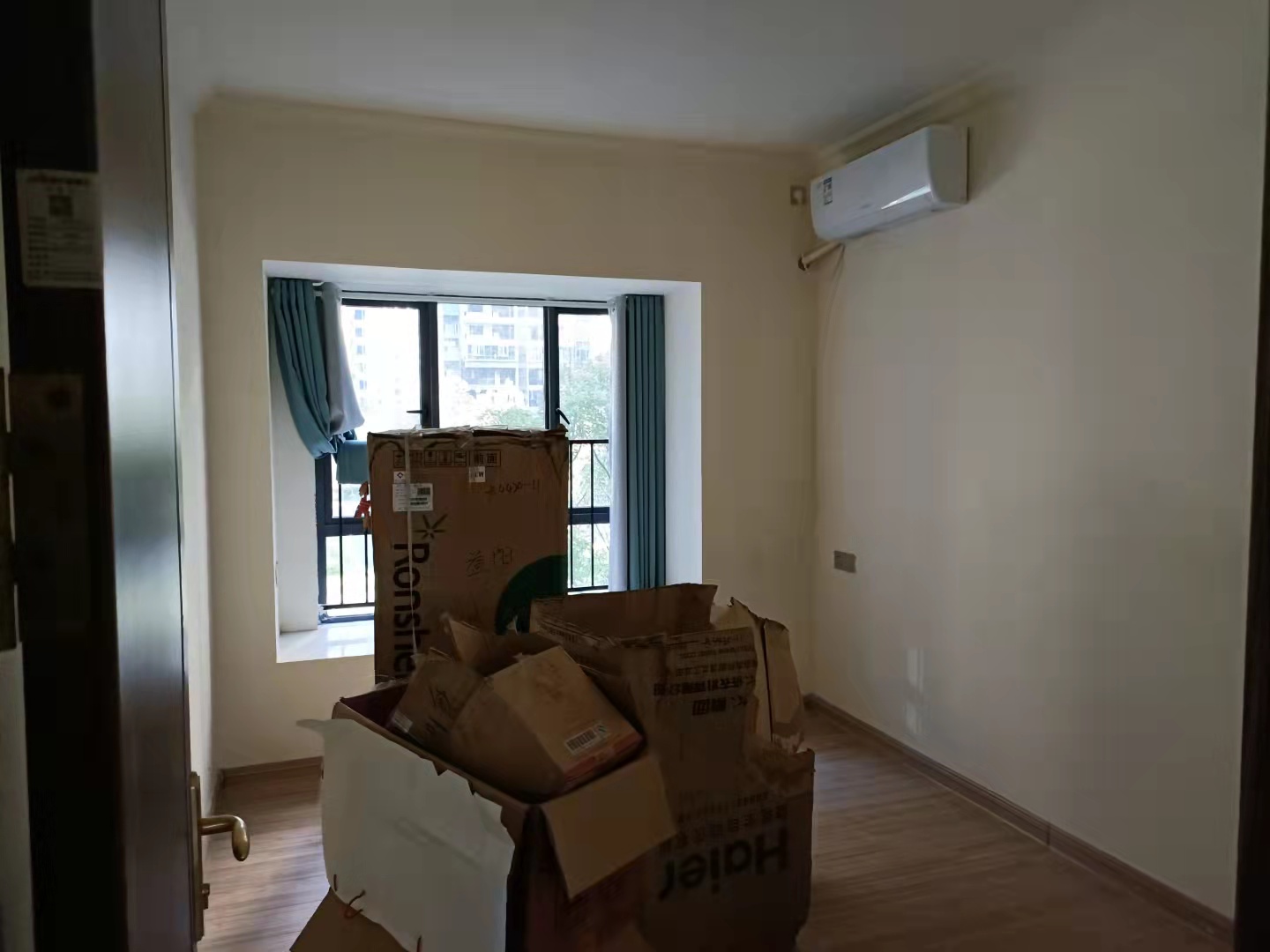 碧桂园梓山府 4室2厅1卫 3000.0元/月 碧桂园梓山府 4室2厅1卫 3000.0元/月室内图