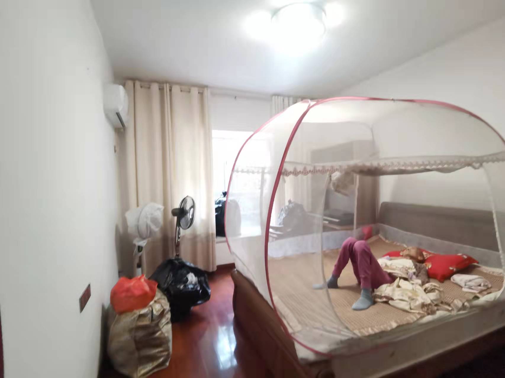 玫瑰名城玫瑰园 2室2厅1卫 1800.0元/月 玫瑰名城玫瑰园 2室2厅1卫 1800.0元/月室内图