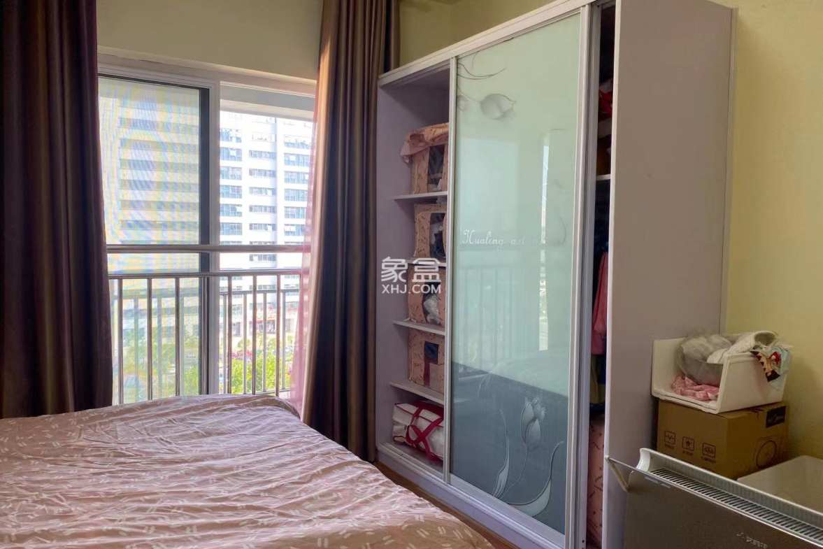 梓湖东城  1室1厅1卫    27.0万 梓湖东城  1室1厅1卫    27.0万客厅