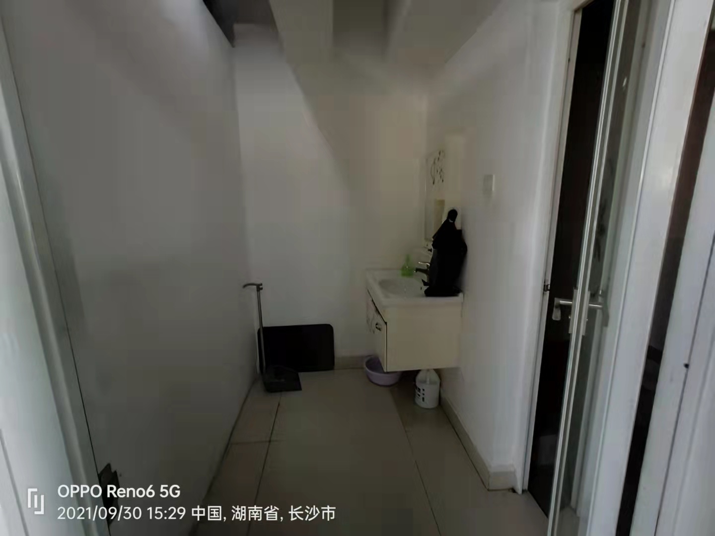 嘉盛国际广场 1室1厅1卫 9000.0元/月 嘉盛国际广场 1室1厅1卫 9000.0元/月室内图