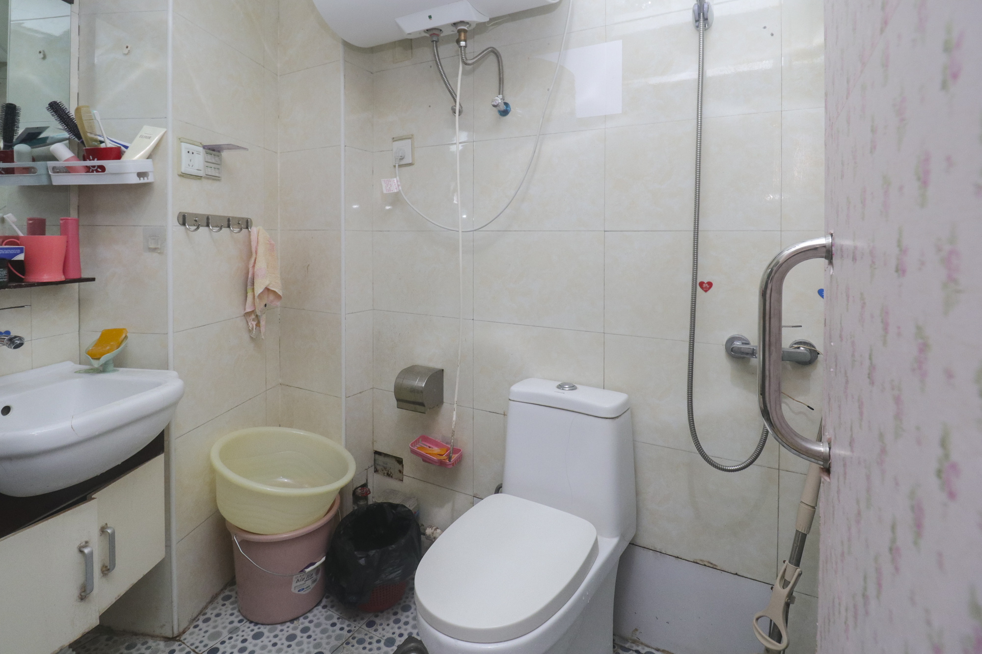 兰卡威国际  1室1厅1卫    28.8万 兰卡威国际  1室1厅1卫    28.8万卫生间