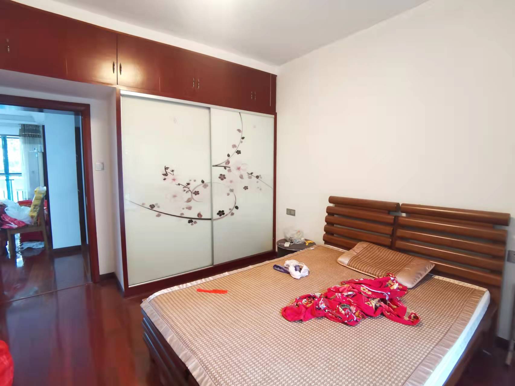 玫瑰名城玫瑰园 2室2厅1卫 1800.0元/月 玫瑰名城玫瑰园 2室2厅1卫 1800.0元/月室内图