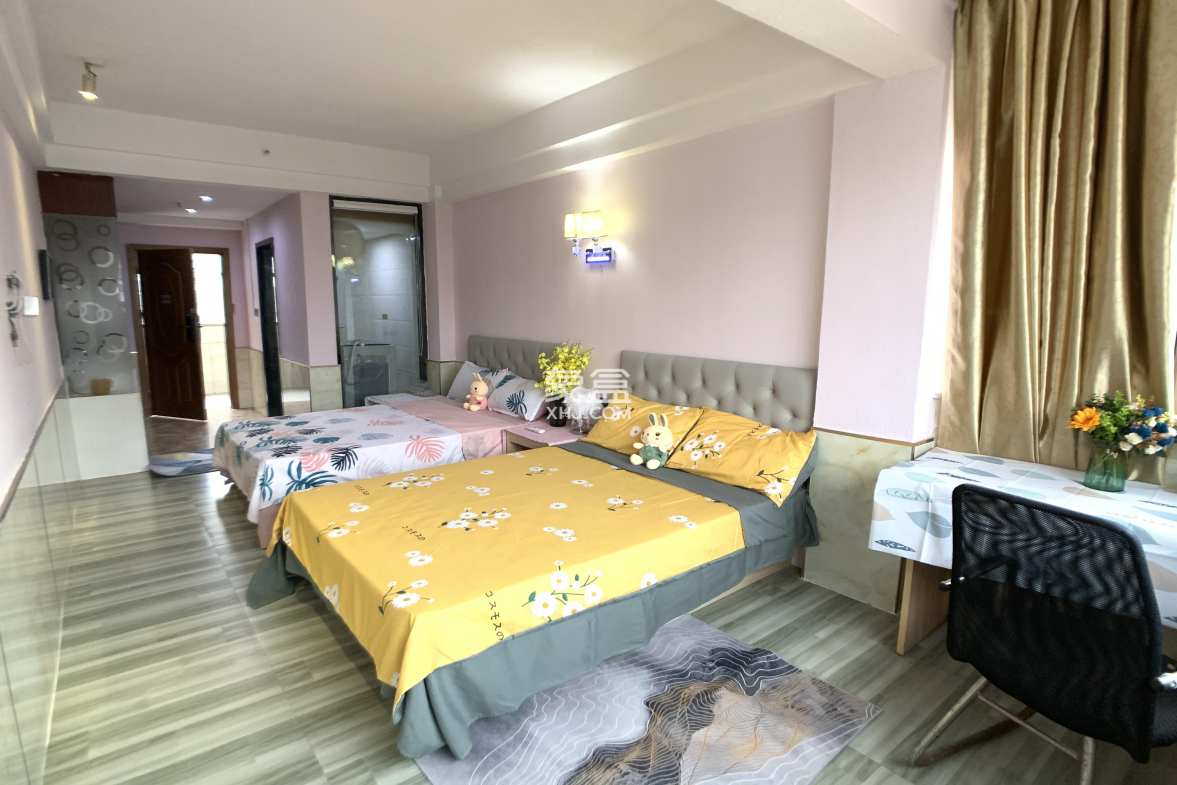 高岭小区 1室1厅1卫 1600.0元/月 高岭小区 1室1厅1卫 1600.0元/月室内图