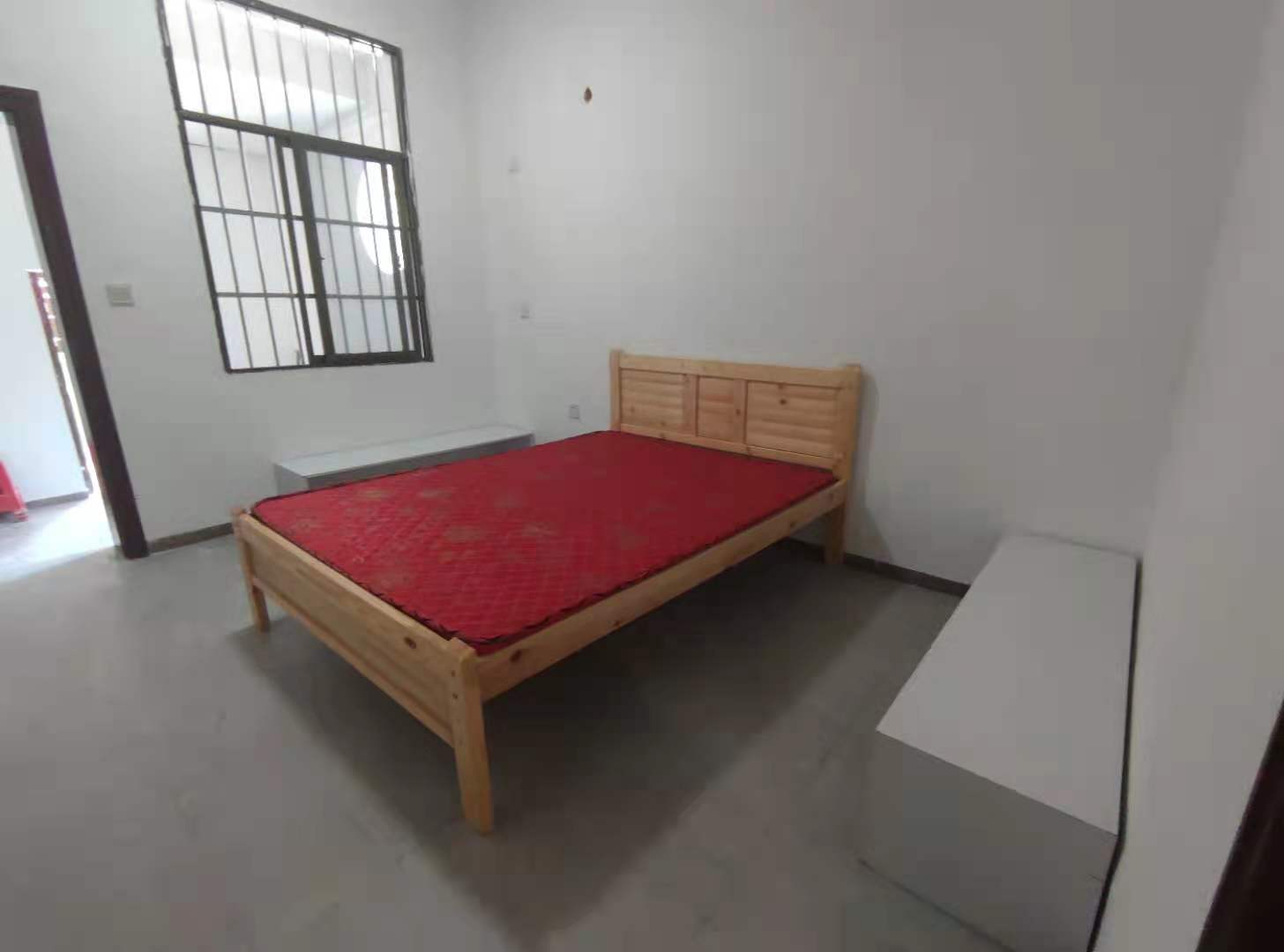 电业局三生活区 3室2厅2卫 1400.0元/月 电业局三生活区 3室2厅2卫 1400.0元/月室内图