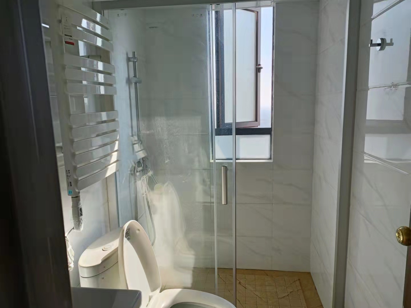 碧桂园梓山府 4室2厅2卫 2800.0元/月 碧桂园梓山府 4室2厅2卫 2800.0元/月室内图