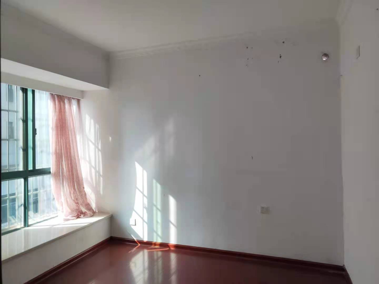 顺枫苑 3室2厅2卫 2800.0元/月 顺枫苑 3室2厅2卫 2800.0元/月室内图