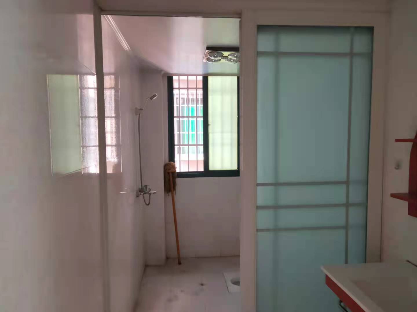 顺枫苑 3室2厅2卫 2800.0元/月 顺枫苑 3室2厅2卫 2800.0元/月室内图