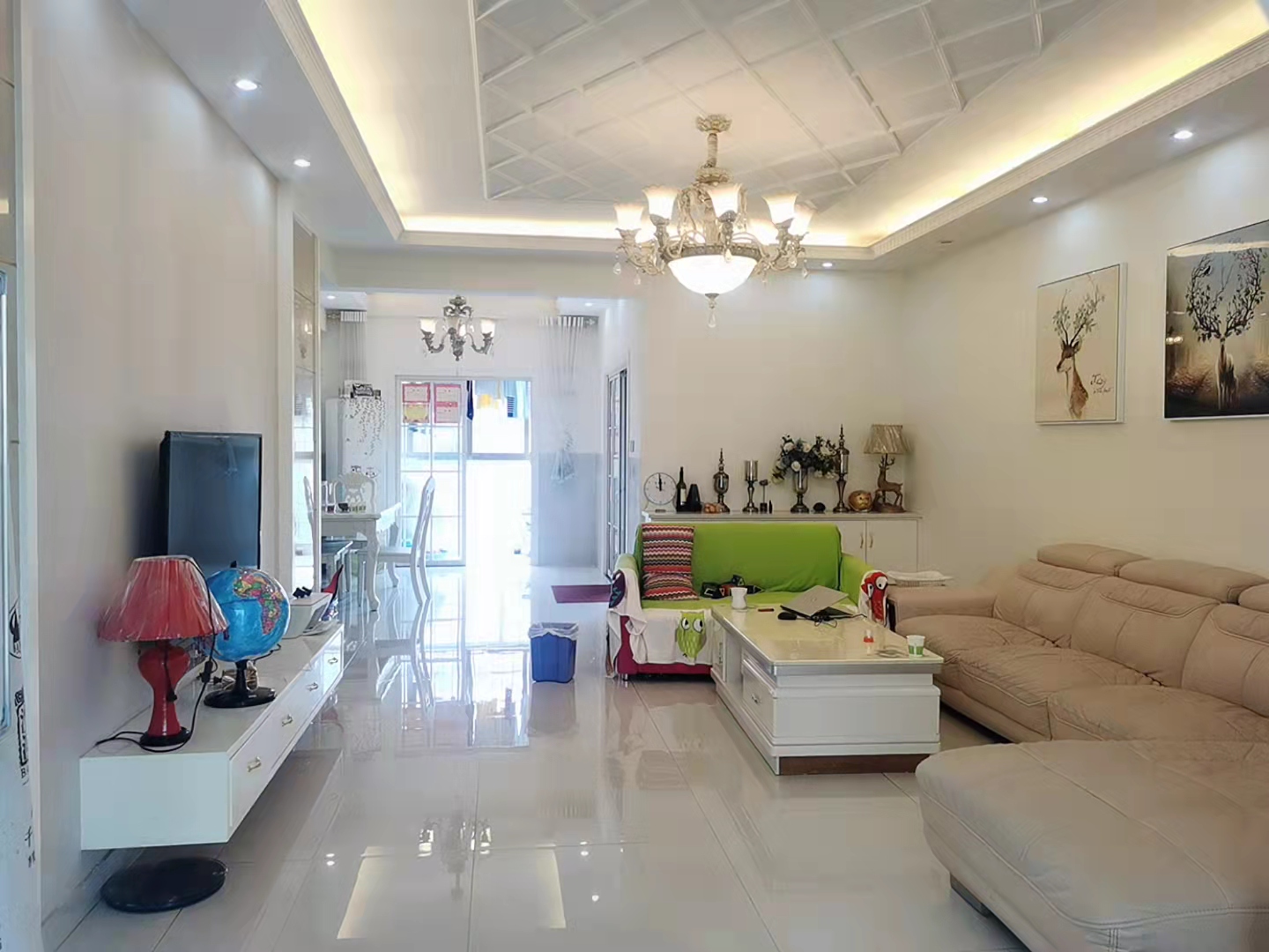 广电记者公寓  3室2厅2卫    105.0万 广电记者公寓  3室2厅2卫    105.0万客厅