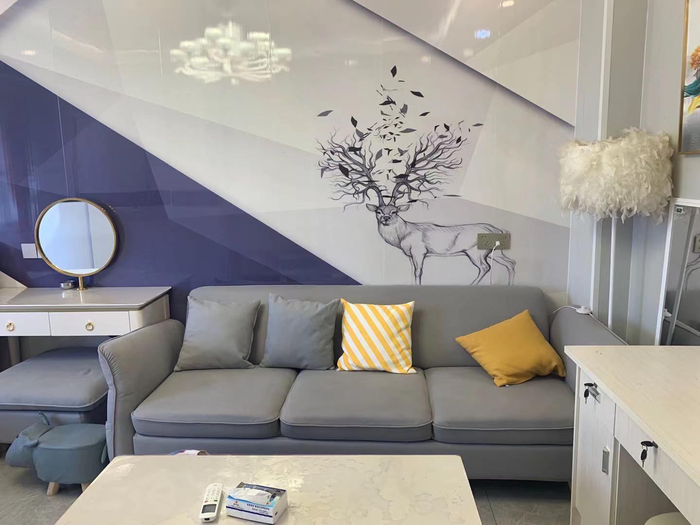 五洲锦城  1室1厅1卫    1600.0元/月 五洲锦城  1室1厅1卫    1600.0元/月室内图