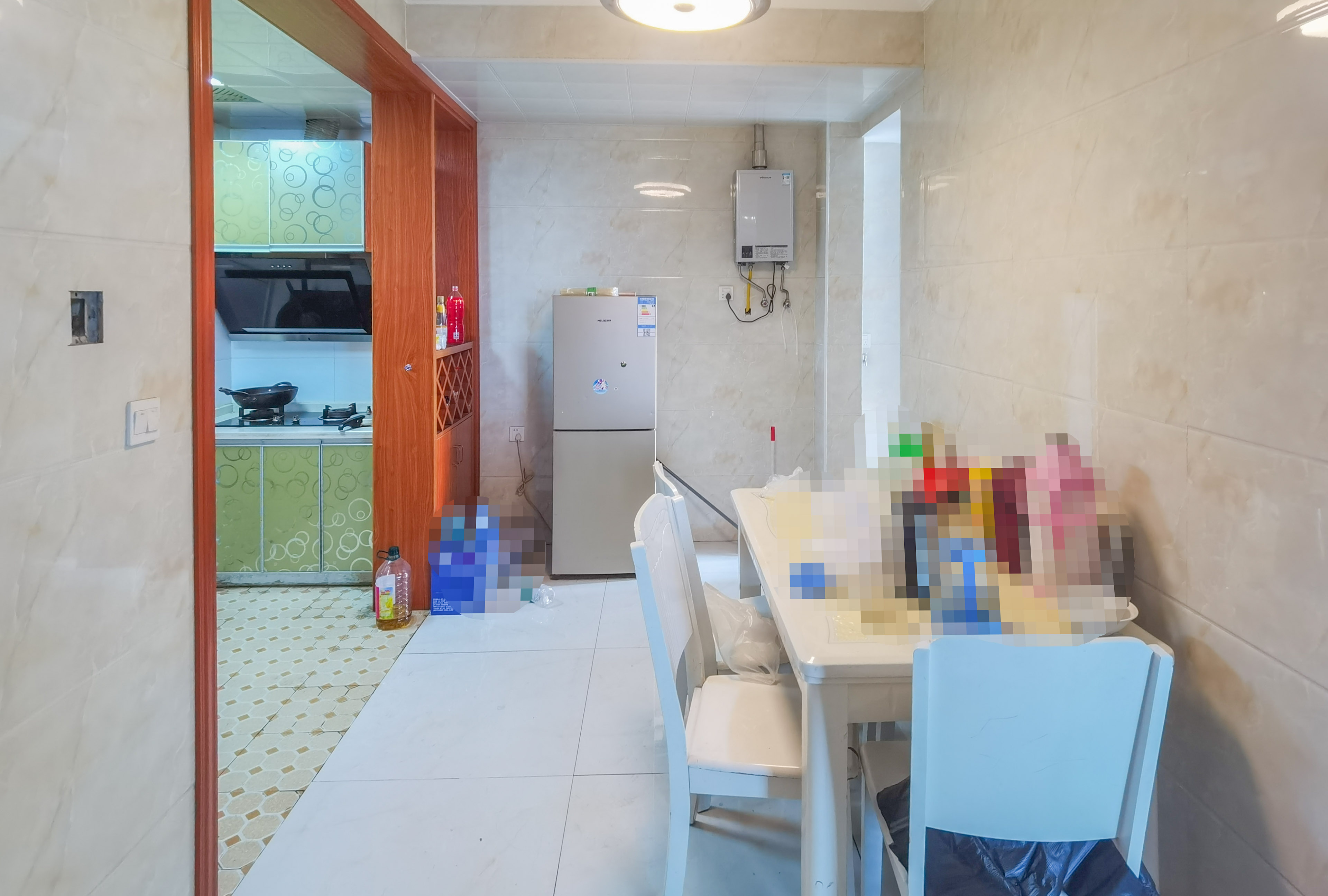 圣华名城建设北路110号 3室2厅1卫 39.8万 圣华名城建设北路110号 3室2厅1卫 39.8万客厅