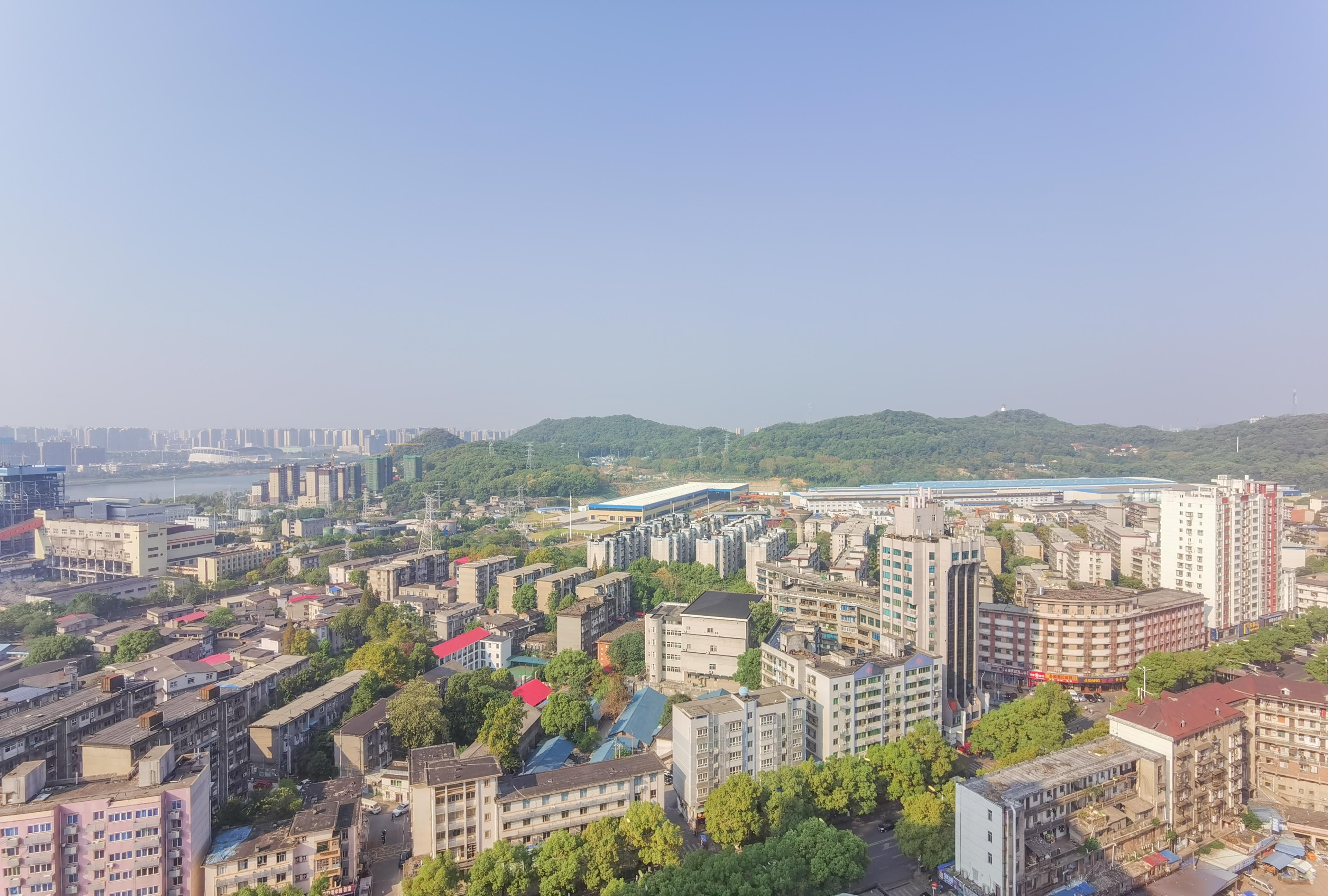 圣华名城建设北路110号 3室2厅1卫 39.8万 圣华名城建设北路110号 3室2厅1卫 39.8万客厅