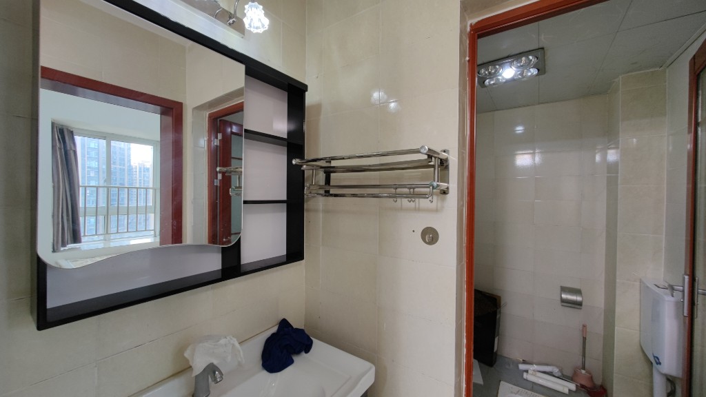 清河庭苑 1室1厅1卫 1900.00元/月 清河庭苑 1室1厅1卫 1900.00元/月室内图