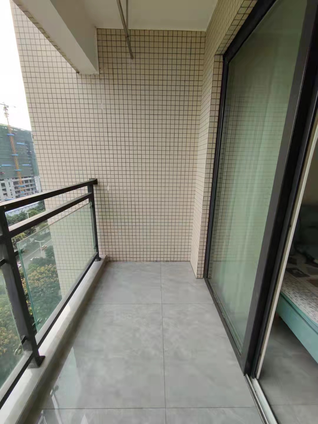 南湖春天  1室1厅1卫    1800.0元/月 南湖春天  1室1厅1卫    1800.0元/月室内图