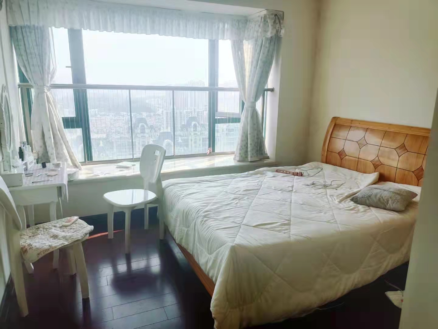 恒大华府 2室2厅1卫 2000.0元/月 恒大华府 2室2厅1卫 2000.0元/月室内图