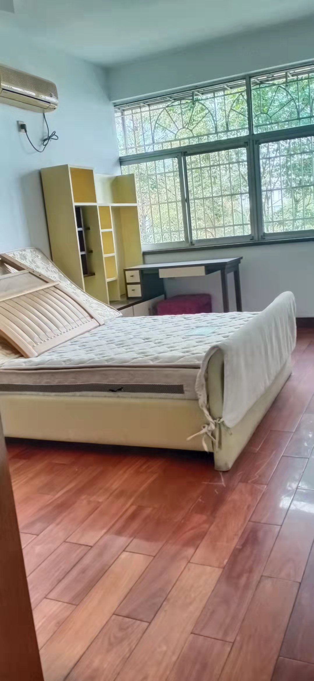 市建小区 4室2厅2卫 1500.0元/月 市建小区 4室2厅2卫 1500.0元/月室内图