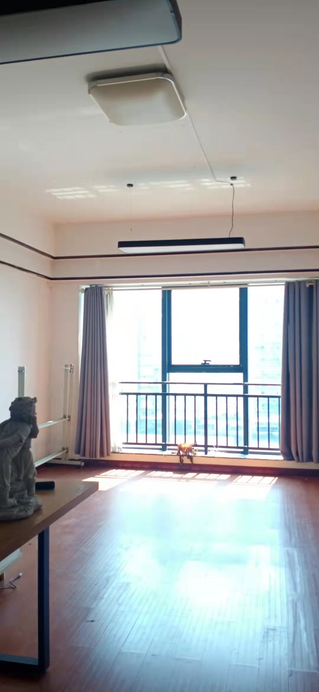 双银大厦  1室1厅1卫   1500.00元/月室内图
