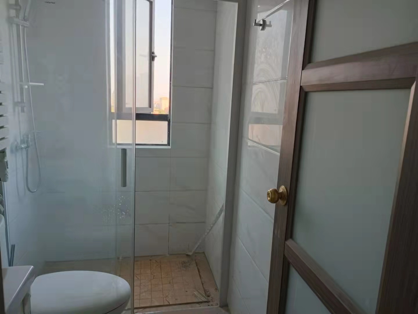 碧桂园梓山府 4室2厅2卫 3200.0元/月 碧桂园梓山府 4室2厅2卫 3200.0元/月室内图