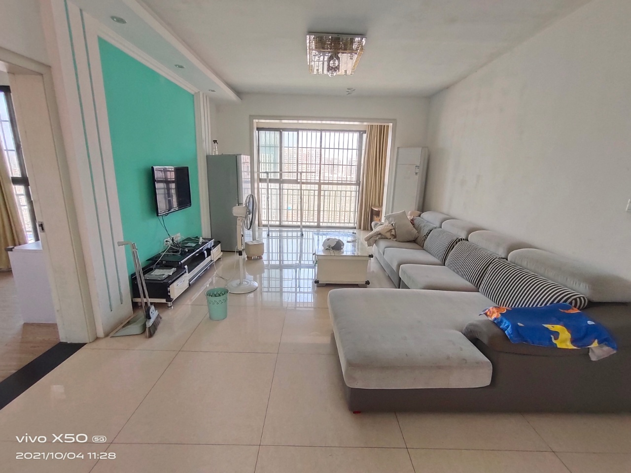 三景国际 4室2厅1卫 2000.0元/月 三景国际 4室2厅1卫 2000.0元/月室内图