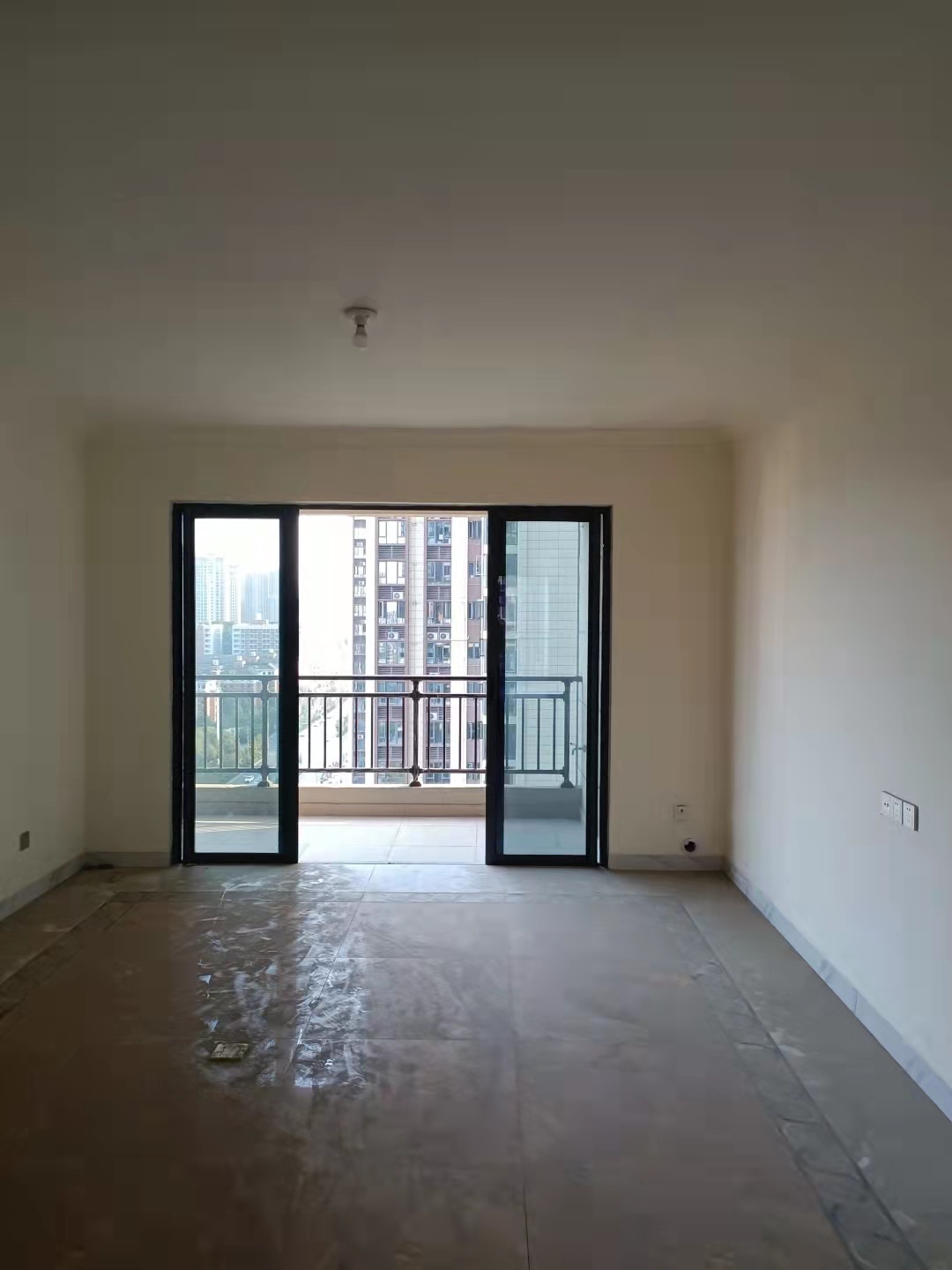 碧桂园梓山府 4室2厅1卫 2900.0元/月 碧桂园梓山府 4室2厅1卫 2900.0元/月室内图