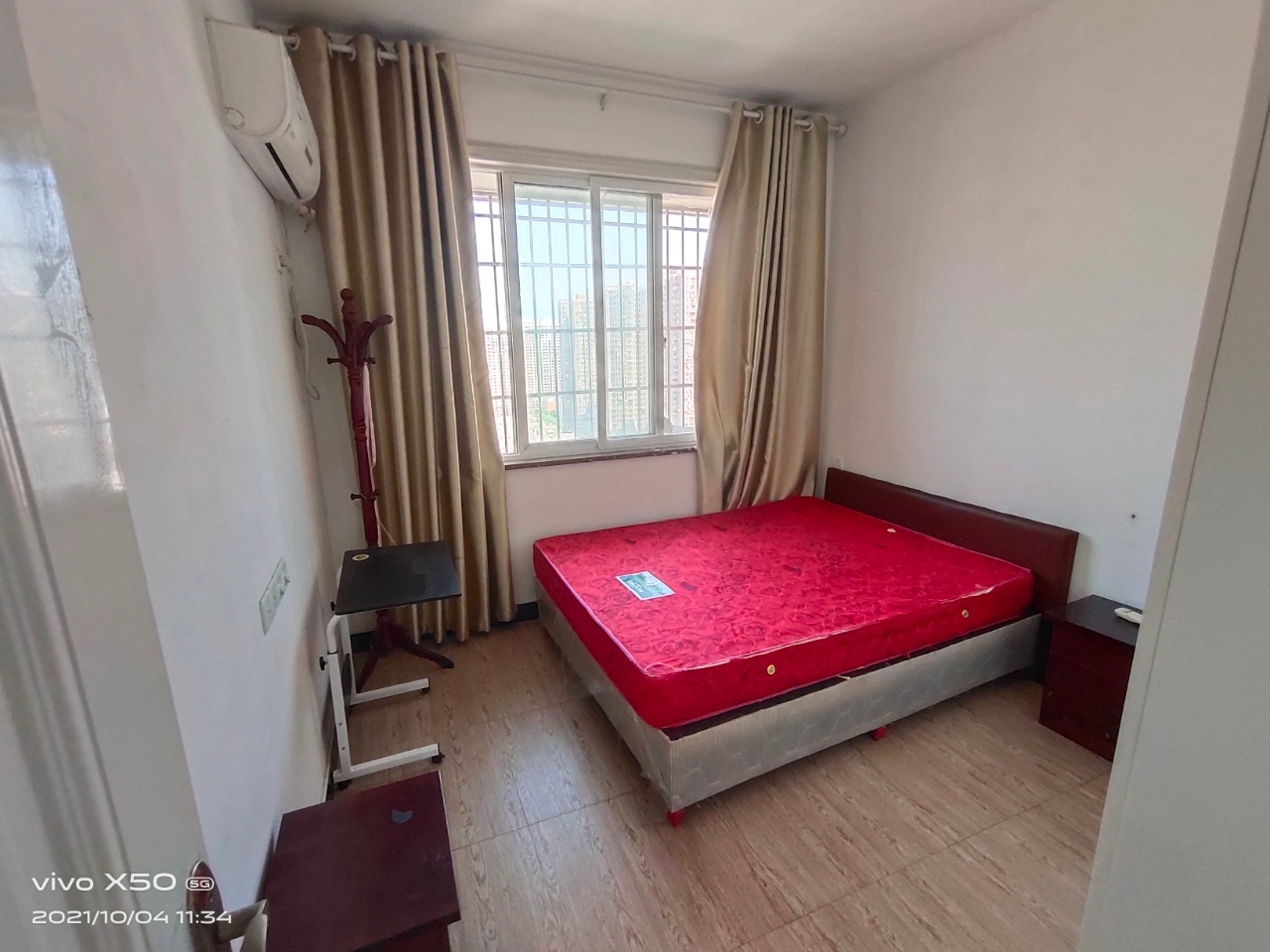 三景国际 4室2厅1卫 2000.0元/月 三景国际 4室2厅1卫 2000.0元/月室内图