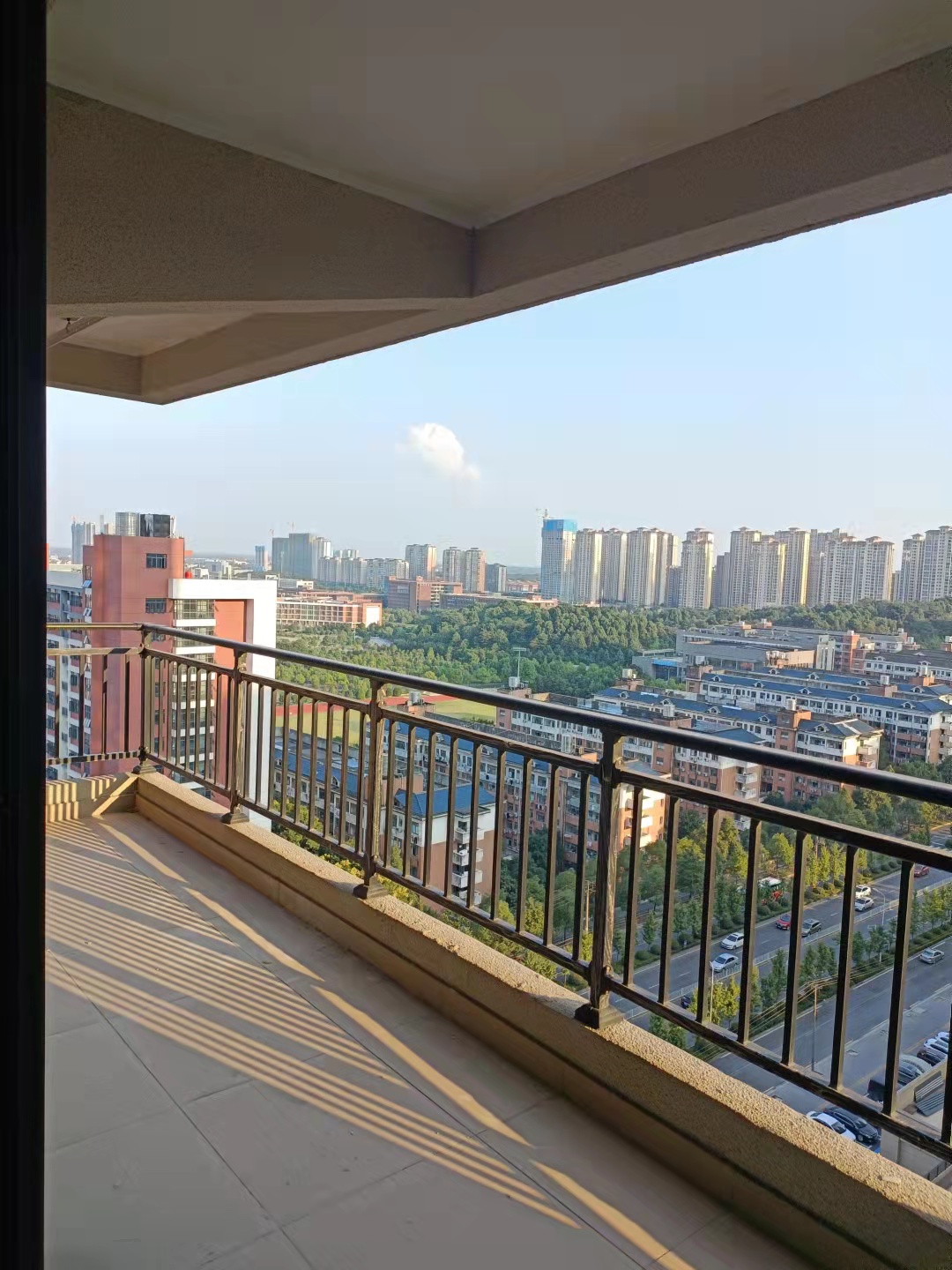 碧桂园梓山府 4室2厅1卫 2900.0元/月 碧桂园梓山府 4室2厅1卫 2900.0元/月室内图