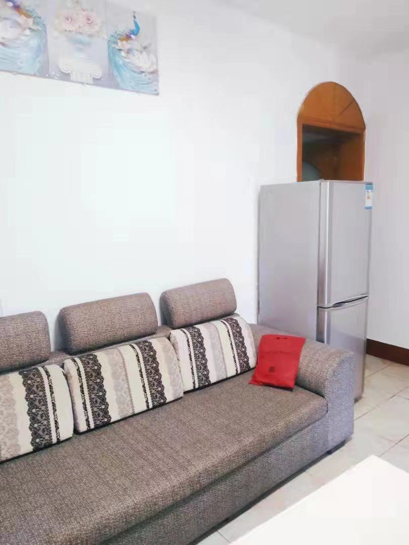 岳华路电子宿舍  2室1厅1卫    1700.0元/月室内图