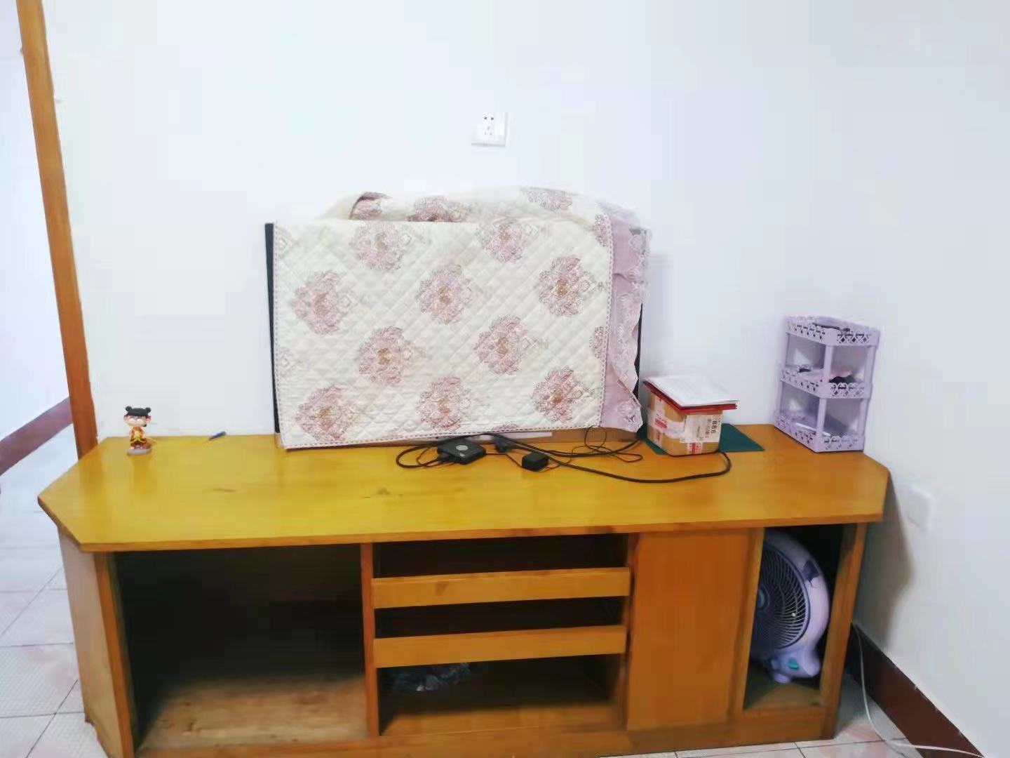 岳华路电子宿舍  2室1厅1卫    1700.0元/月室内图