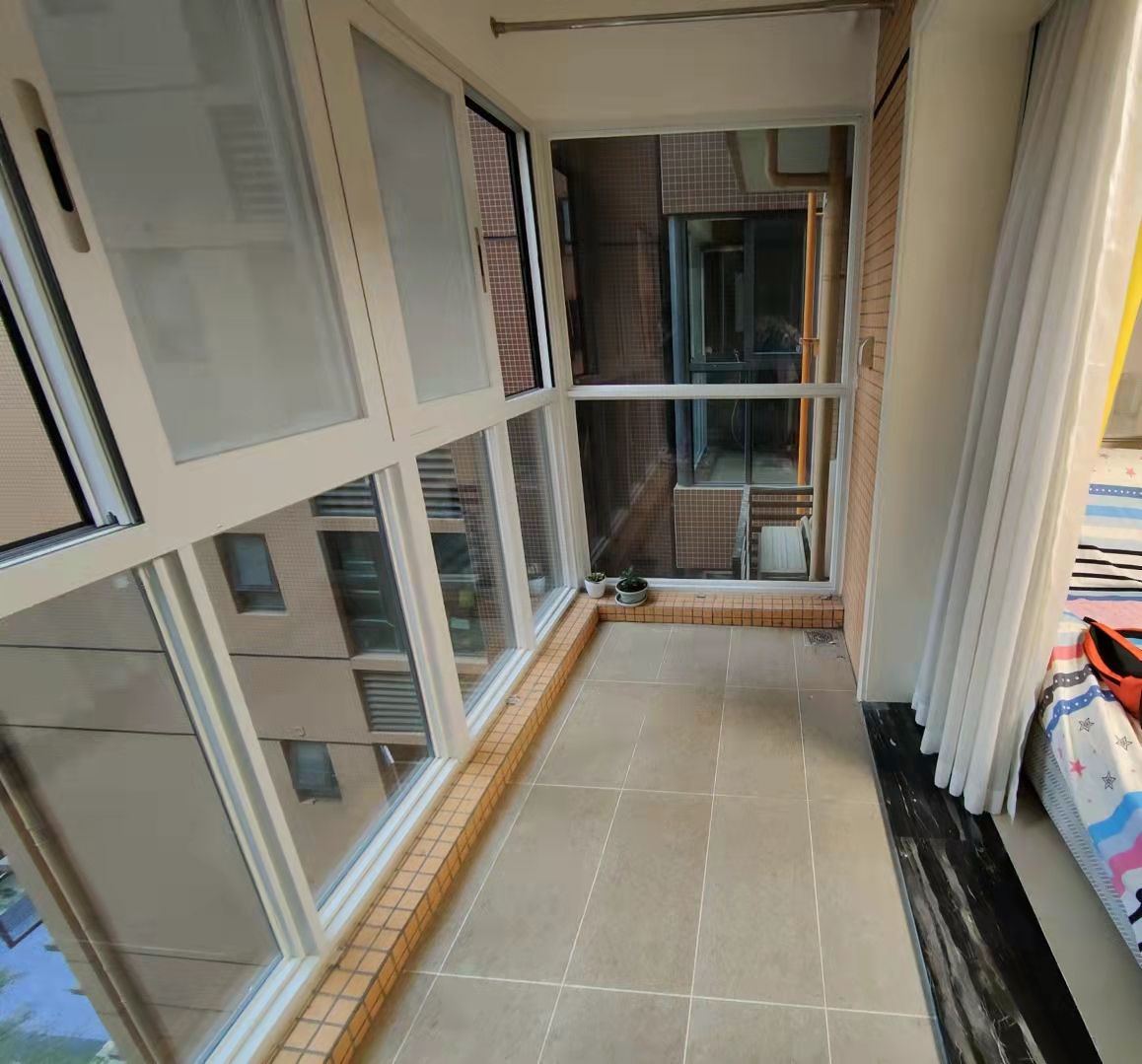 海伦春天  3室2厅2卫    2900.0元/月 海伦春天  3室2厅2卫    2900.0元/月室内图