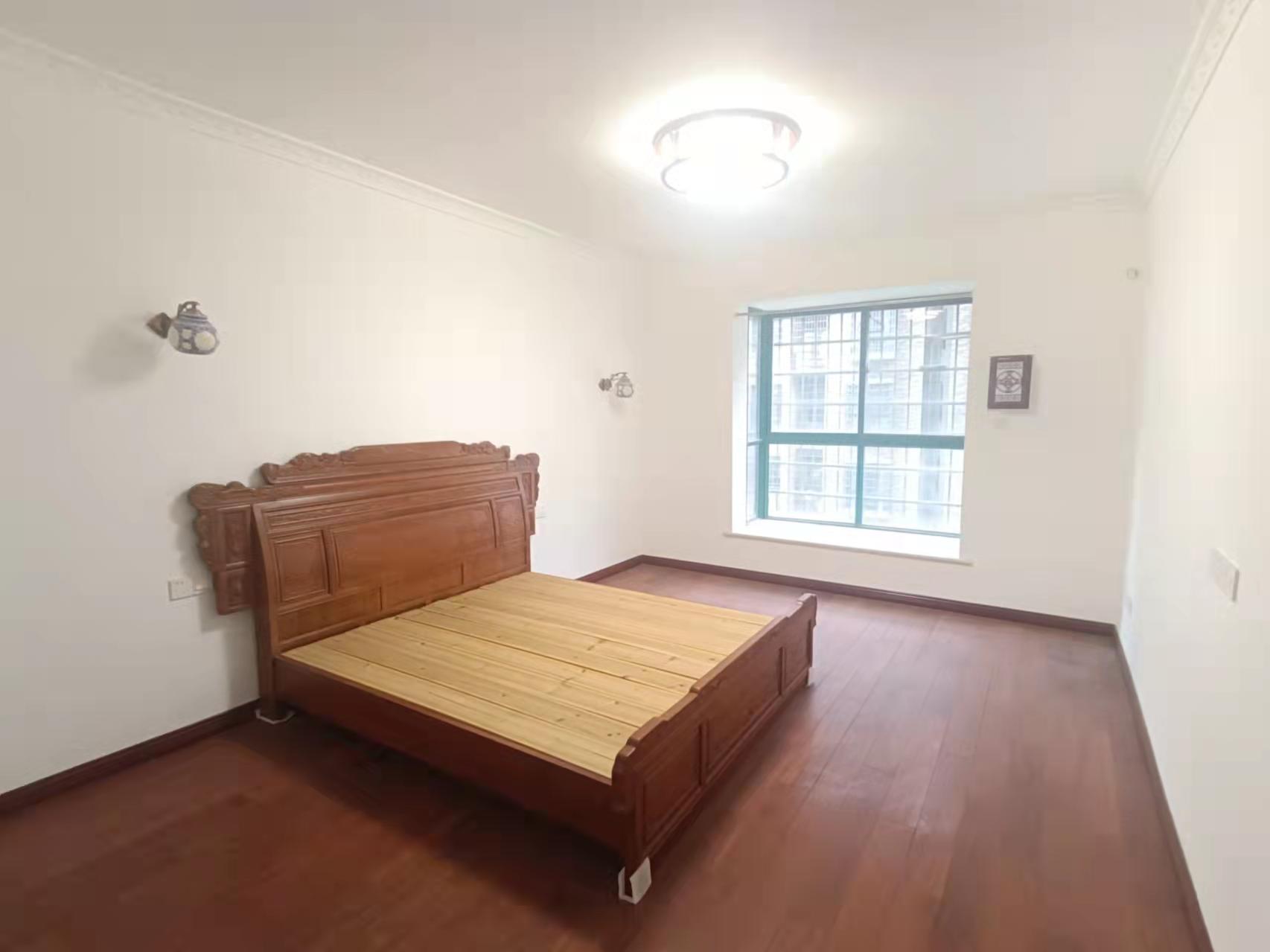 阳光一品小区 3室2厅2卫 79.0万 阳光一品小区 3室2厅2卫 79.0万卧室