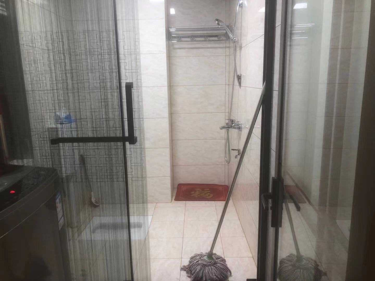 恒大绿洲 1室1厅1卫 1500.0元/月 恒大绿洲 1室1厅1卫 1500.0元/月室内图