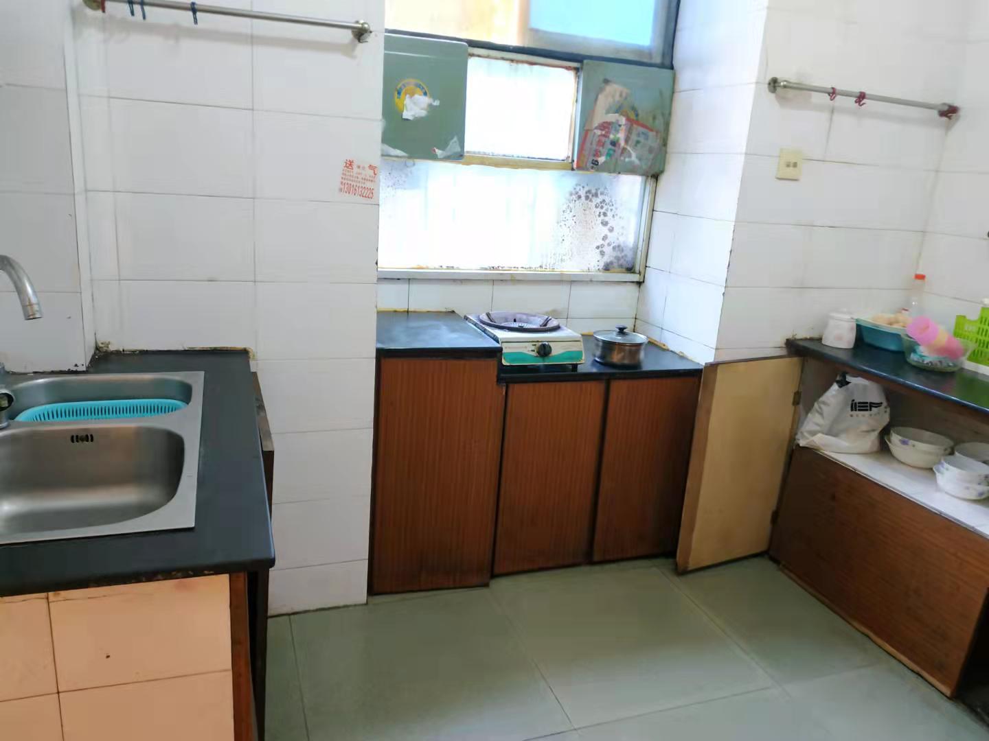 梓山苑小区 2室2厅1卫 800.0元/月 梓山苑小区 2室2厅1卫 800.0元/月室内图