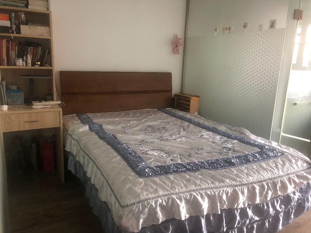 中建御山和苑 1室1厅1卫 35.0万 中建御山和苑 1室1厅1卫 35.0万客厅