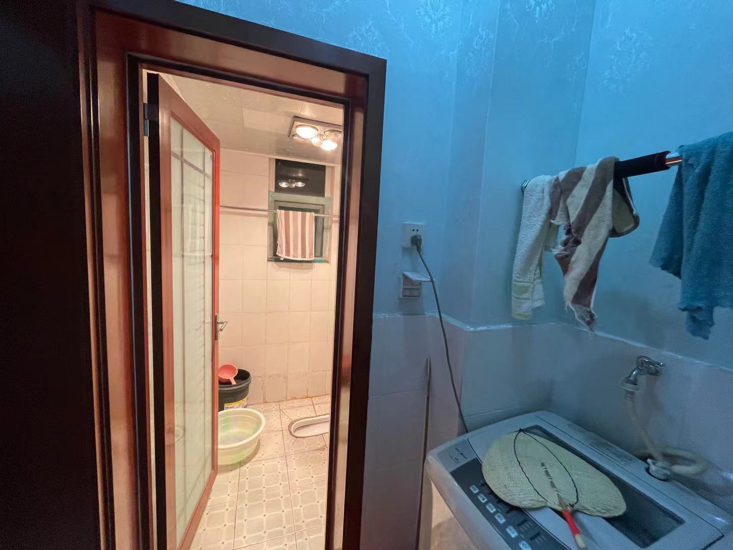 南湖锦苑 2室1厅1卫 2100.0元/月 南湖锦苑 2室1厅1卫 2100.0元/月室内图