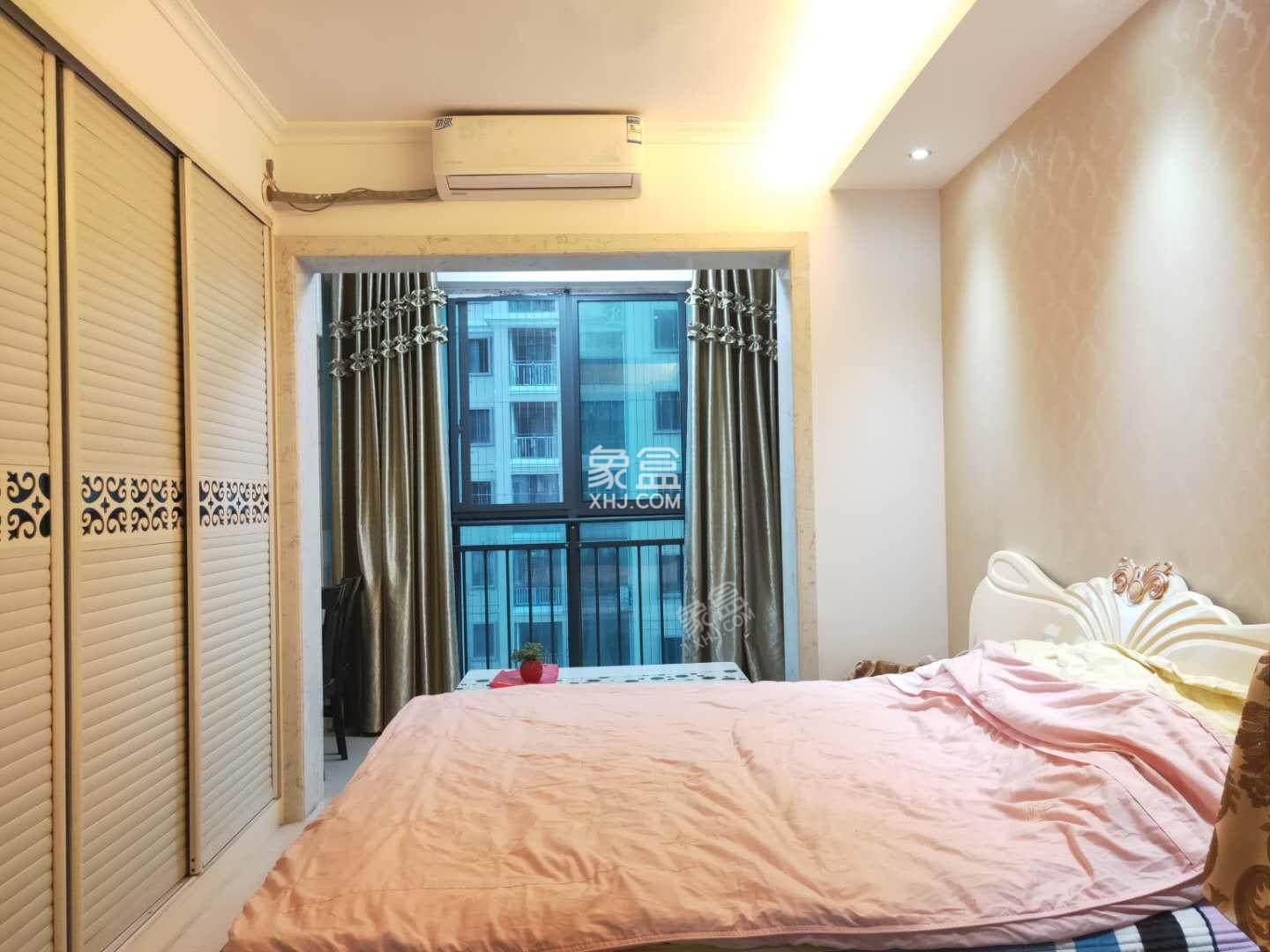水映豪廷（一，二，三期）  1室1厅1卫   40.00万