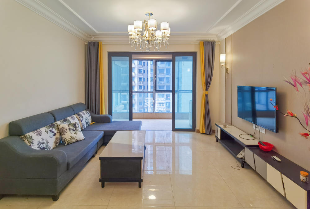 恒大华府  3室2厅2卫   96.00万